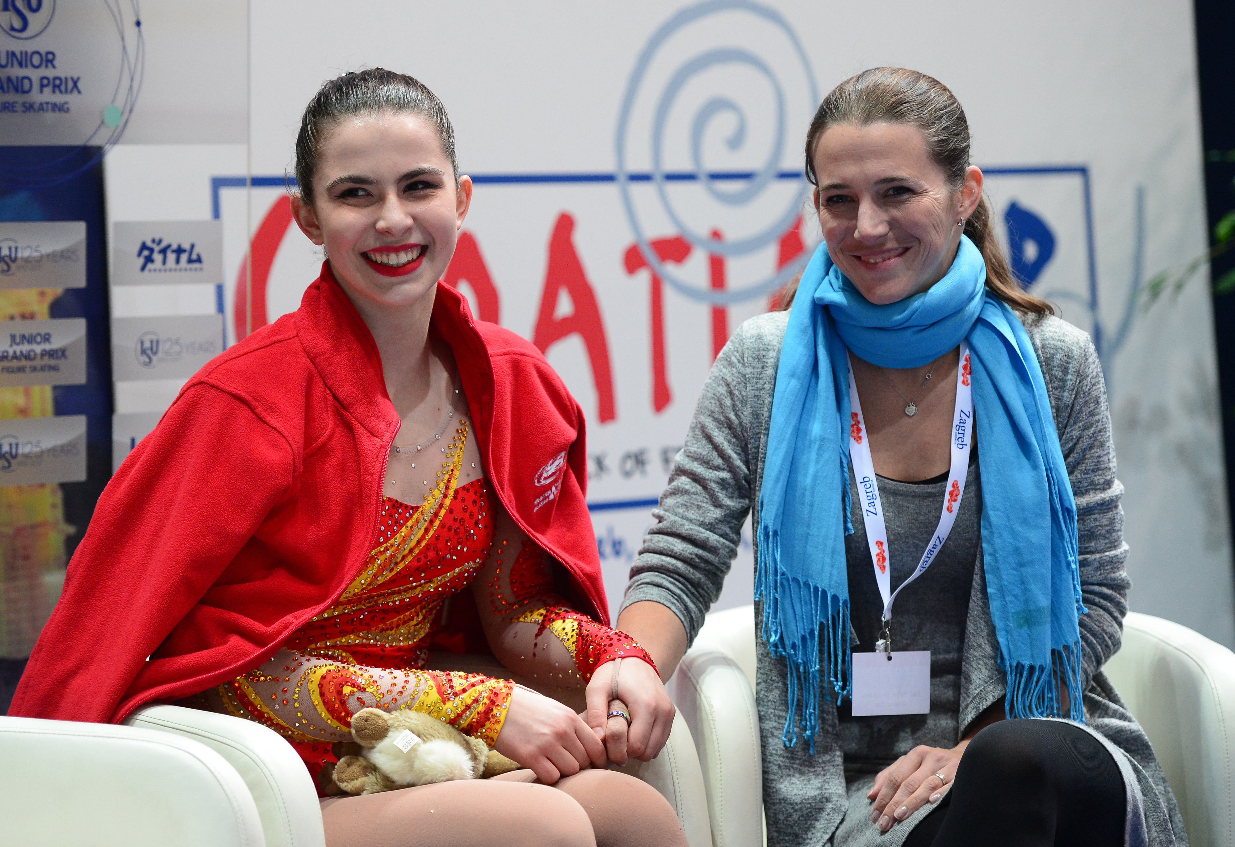 Katarina Kitarović na juniorskom ISU Grand-prixu u umjetničkom klizanju Katarina Kitarović na juniorskom ISU Grand-prixu u umjetničkom klizanju