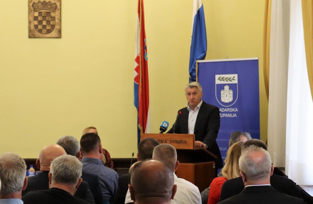 Primanjem u Domu županije uz dodjelu prigodnih zahvalnica svečano je obilježena 32. godišnjica osnutka i borbenog djelovanja 112. brigade Hrvatske vojske.