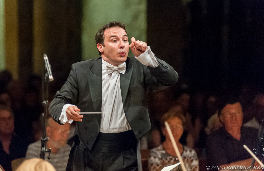 55. Glazbene večeri u Sv. Donatu: Koncert Zadarskog komornog orkestra i Romana Simovića, foto: Željko Karavida 55. Glazbene večeri u Sv. Donatu: Koncert Zadarskog komornog orkestra i Romana Simovića, foto: Željko Karavida