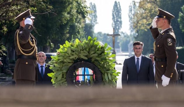 Andrej Plenkovic, polaganje vijenaca