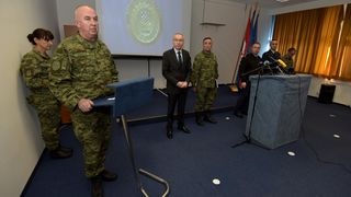 Pao Kiowa Warrior: Izvanredna konferencija za medije u Zemuniku Pao Kiowa Warrior: Izvanredna konferencija za medije u Zemuniku