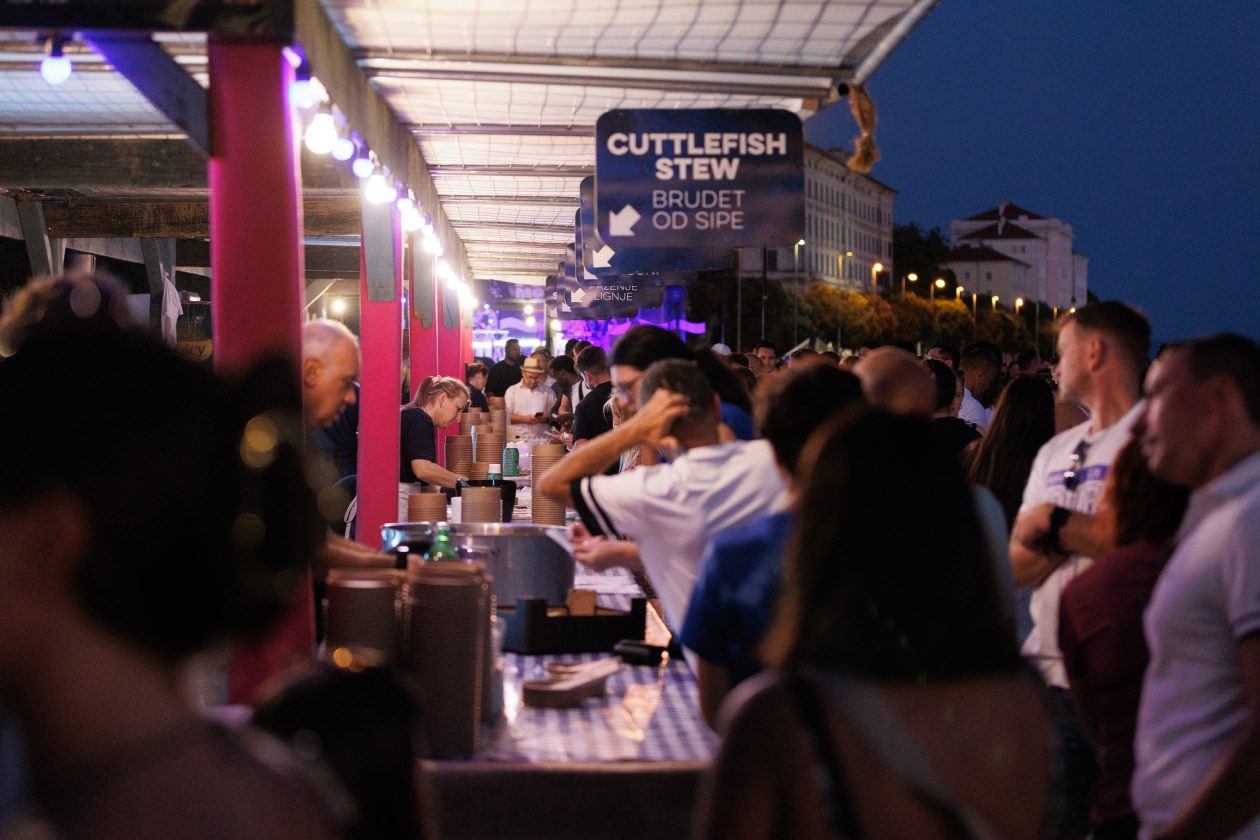 Noć punog miseca 2025. Noć punog miseca 2025.