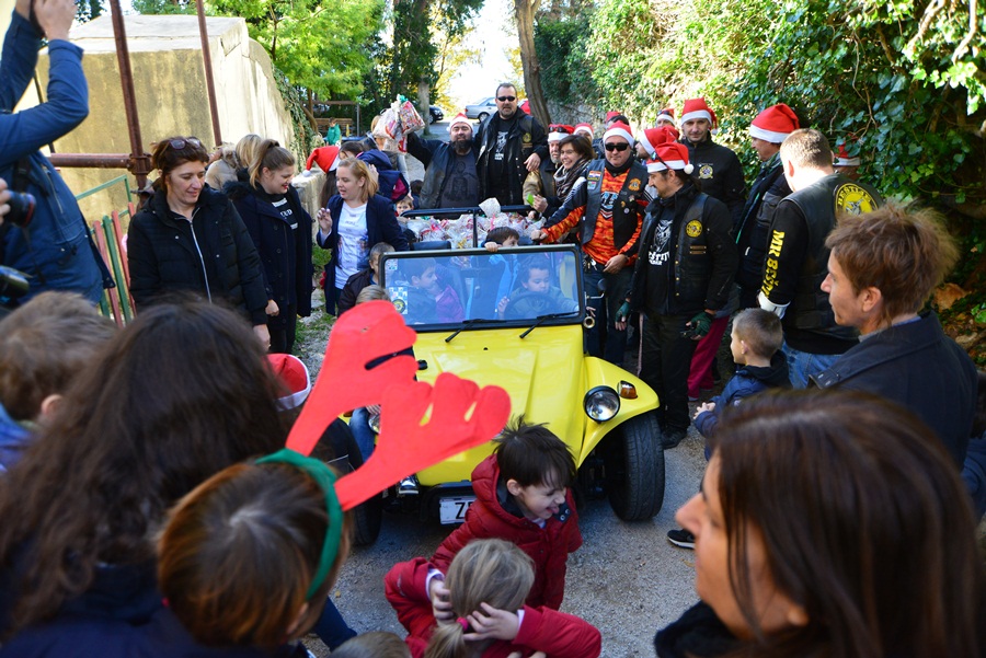 Zadarske Beštije posjetile mališane DV Latica, Foto: Iva Perinčić Zadarske Beštije posjetile mališane DV Latica, Foto: Iva Perinčić