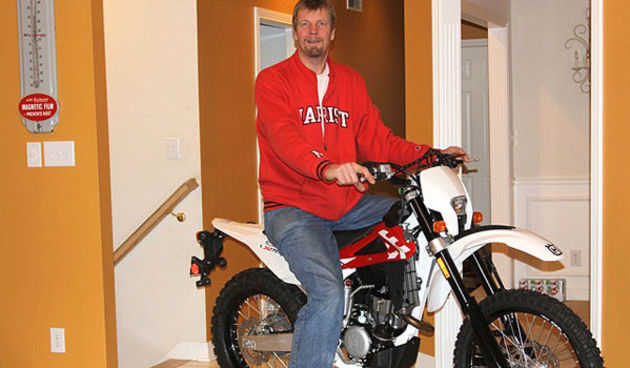 Rik Smits / dailysportnewspaper.org