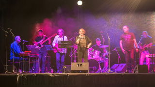 Zorica Kondža i klapa Cambi @ bazen Ilirije u Biogradu