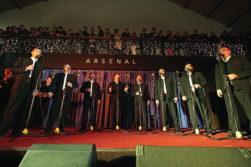 Božićni koncert Klape Intrade i Tomislava Bralića u Arsenalu (foto:Marin Gospić)