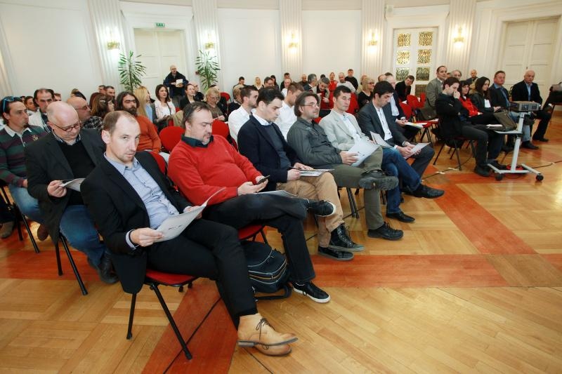 Velika dvorana HND-a, Proglasenje pobjednika 12. natjecaja Hrvatska novinska fotografija. Photo: Goran Jakus/PIXSELL Velika dvorana HND-a, Proglasenje pobjednika 12. natjecaja Hrvatska novinska fotografija. Photo: Goran Jakus/PIXSELL