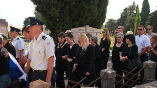Posljednji ispraćaj zadarskog fotografa i umirovljenog satnika HV-a, Roberta Lerge na Gradskom groblju Zadar