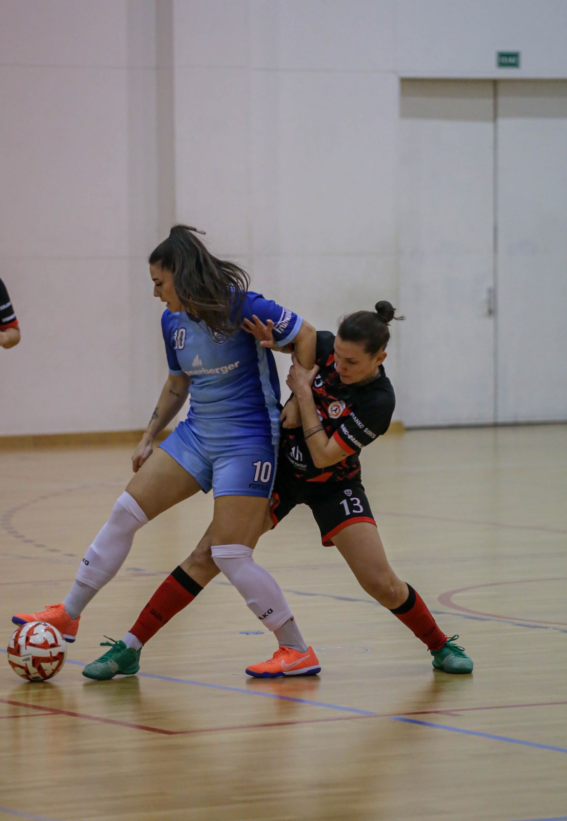 Futsal Super chicks – MC PLUS 2:5 Futsal Super chicks – MC PLUS 2:5