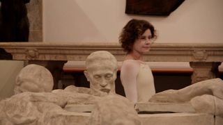 Glazbeno-plesni performans “Ona koja nosi”, foto: Iva Perinčić Glazbeno-plesni performans “Ona koja nosi”, foto: Iva Perinčić