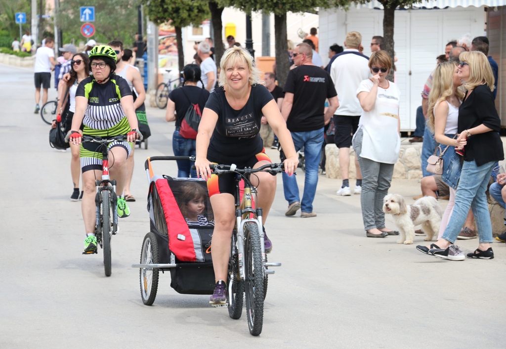 Velika prvosvibanjska fešta na Viru Velika prvosvibanjska fešta na Viru