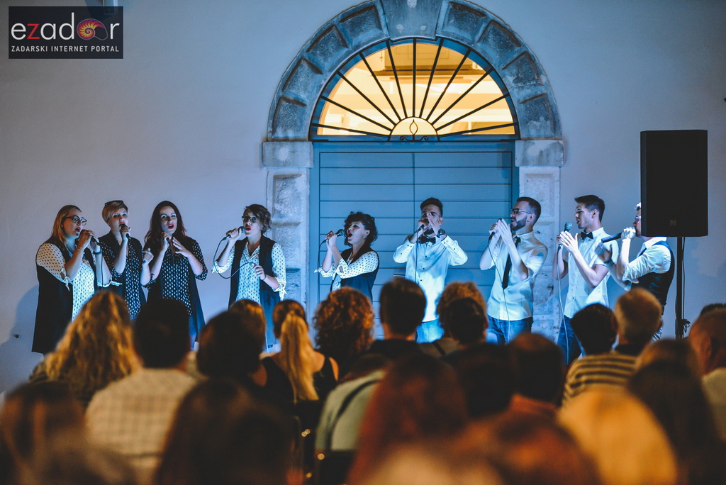 A.K.A. Crescendo @ Atrij palače Cedulin