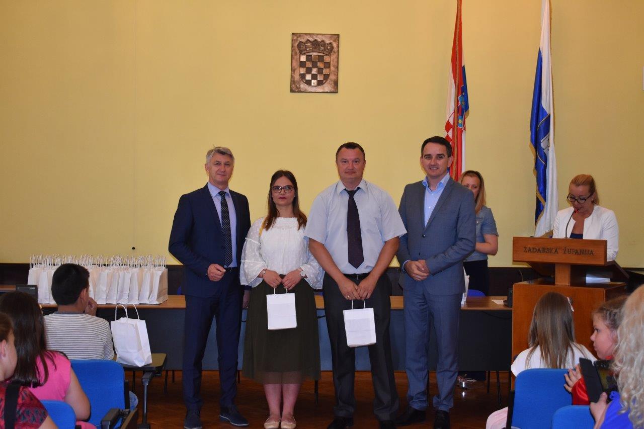 Prijem za nagrađivane učenike osnovnih i srednjh škola