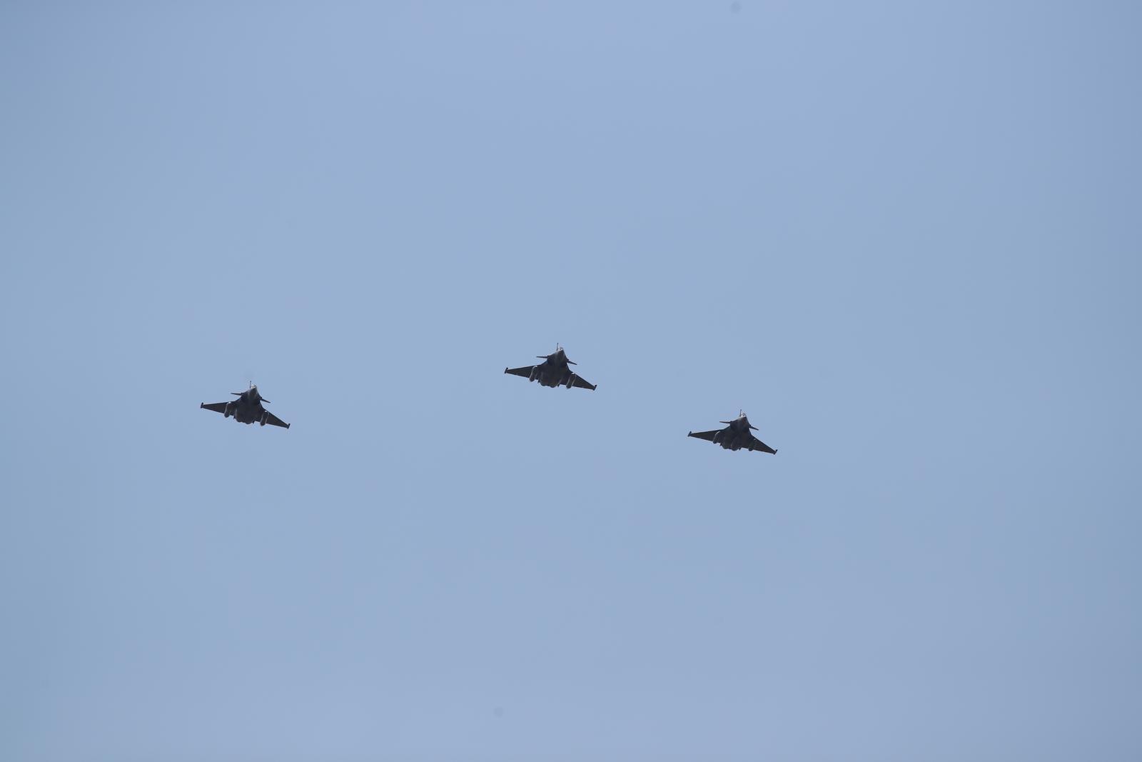 Preleti Rafalea i Krila oluje na obilježavanju 29. obljetnice VRO Oluja @ Knin Preleti Rafalea i Krila oluje na obilježavanju 29. obljetnice VRO Oluja @ Knin