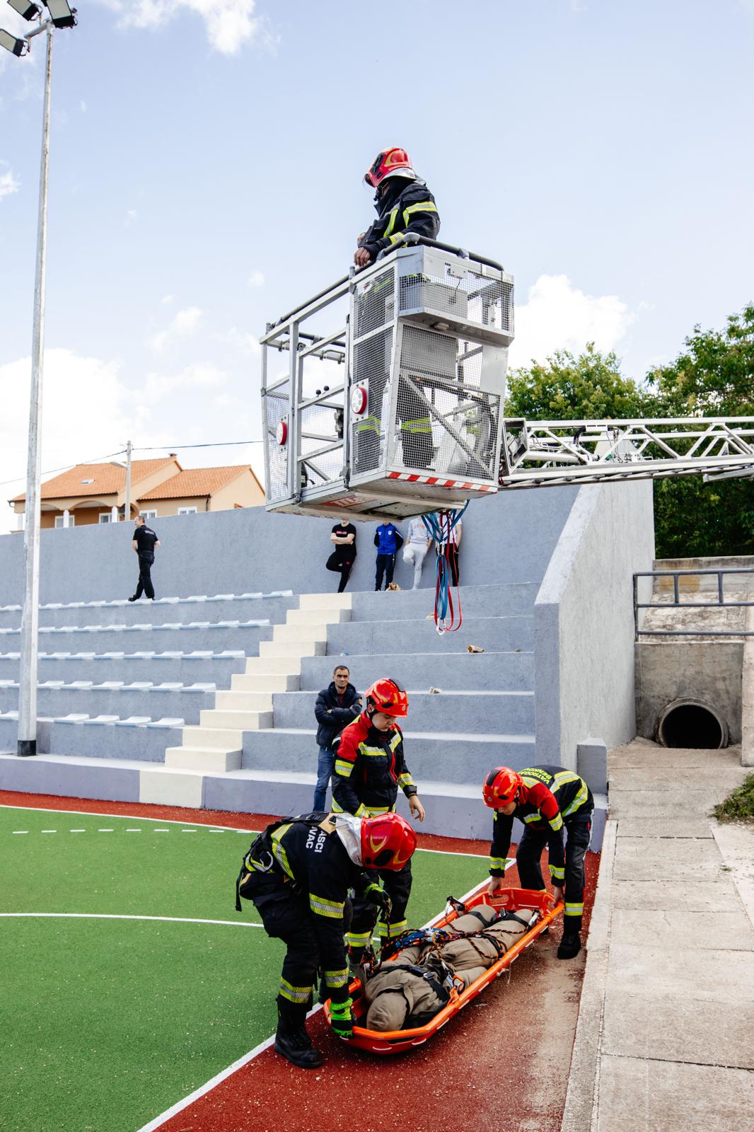 Vatrogasna zajednica Zadarske županije obilježila 30 godina osnutka Vatrogasna zajednica Zadarske županije obilježila 30 godina osnutka