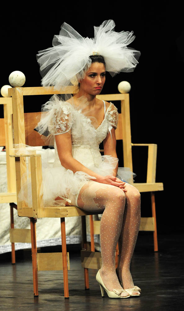 Zadar, 28.01.2013. snimio: Nenad Marčev 
HNK Šibenik 
Drama 
Bertolt Brecht: 
Pir malograđana 
redatelj: Dražen Ferenčina 
igraju: Žarko Potočnjak, Janko Popović – Volarić 
Helena Minić , Robert Ugrina, Vinko Štefanac 
Oriana Kunčić, Franka