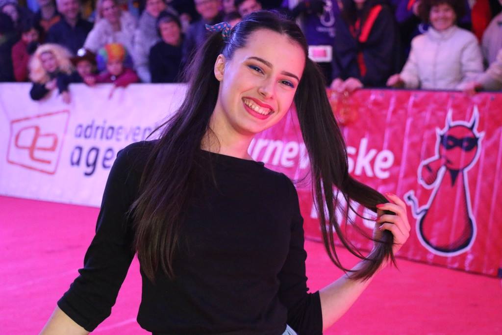 Virske maškare 2017: Karnevalske igre i koncert grupe Vista Virske maškare 2017: Karnevalske igre i koncert grupe Vista