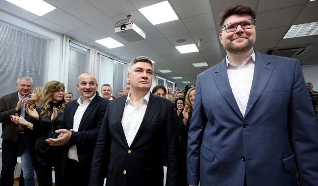 U sredisnjici SDP-a odrzana je sjednica Glavnog odbora SDP-a na kojoj su se obratili peđa Grbin i predsjednik Zoran Milanovic.