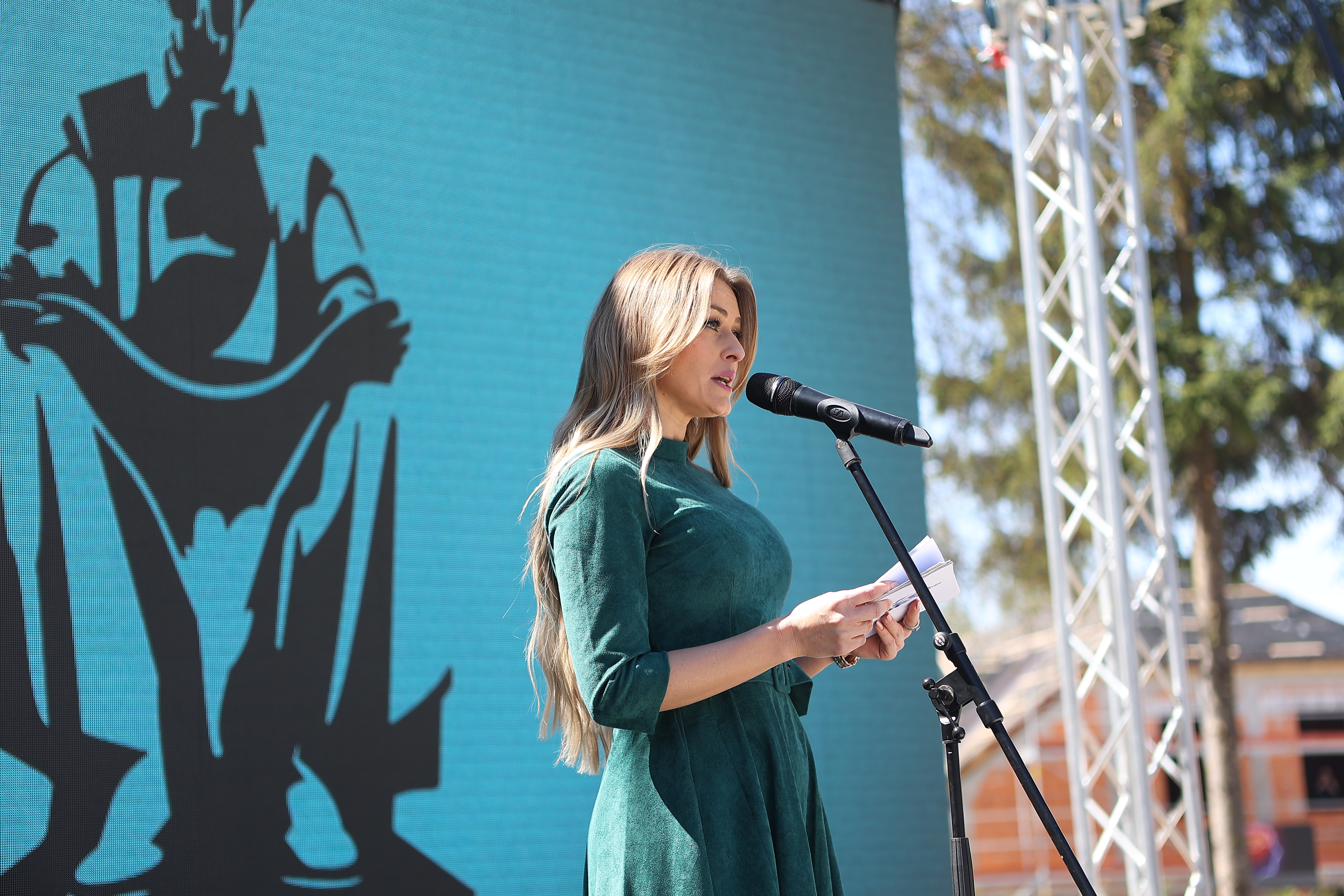 Spomenik Nikole Tesle vratio se u Gospić