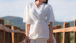 Anita Maričić u promociji modnih kreacija na Vranskom Jezeru (foto: Ivan Toman)