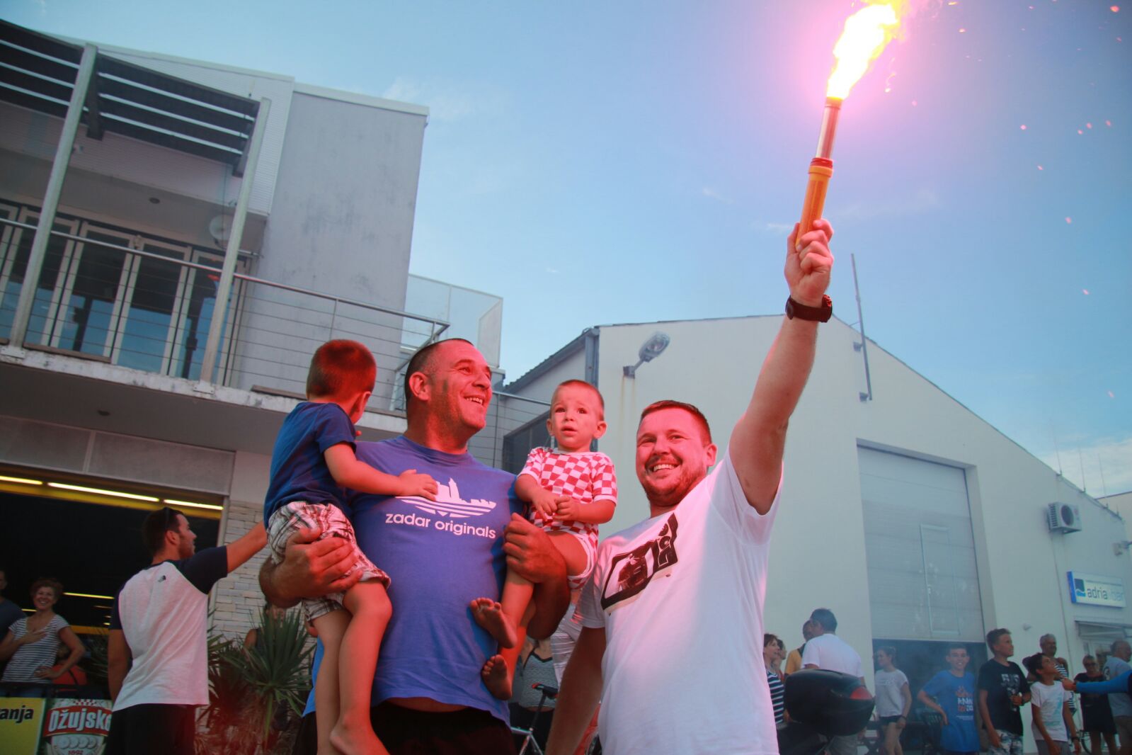 Velika je fešta na Vitrenjaku gdje se slavi zlatna medalja Šime Fantele i Igora Marenića
