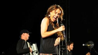 Pula: ZAZ pred prepunom Arenom održala koncert, Photo: Duško Marušić/PIXSELL