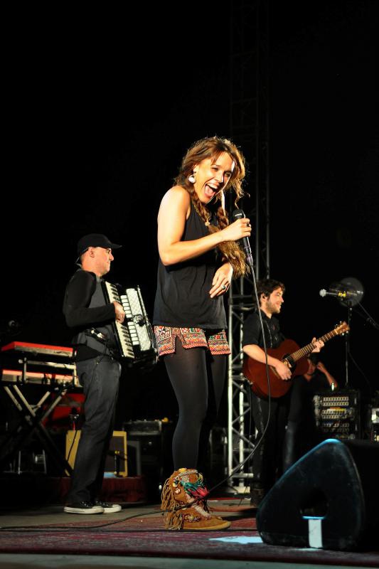 Pula: ZAZ pred prepunom Arenom održala koncert, Photo: Duško Marušić/PIXSELL