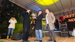 Doček 2017: Najluđa noć na zadarskom Poluotoku privukla više tisuća Zadrana i gostiju Doček 2017: Najluđa noć na zadarskom Poluotoku privukla više tisuća Zadrana i gostiju