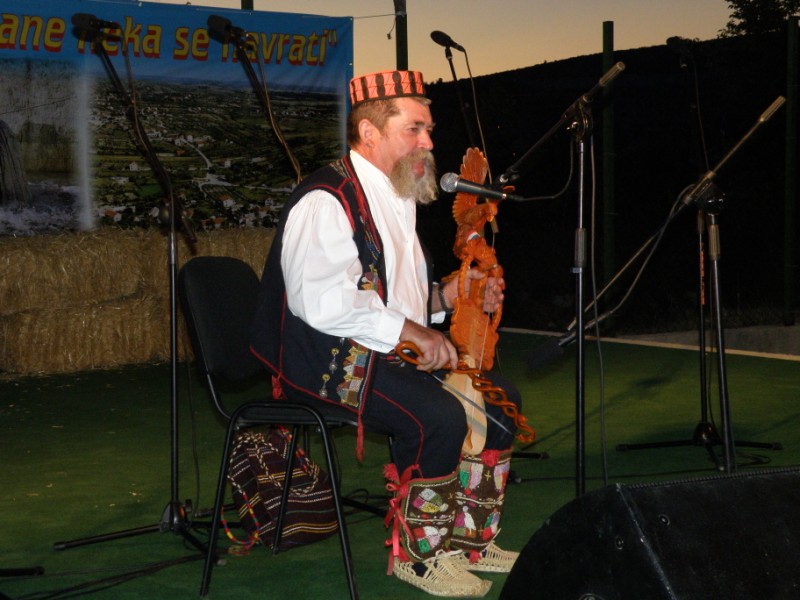 Lišane Ostrovičke: 1. Večer ojkanja “Od Sinja do Nina i Brinja”, Foto: Marko Mane Ledenko