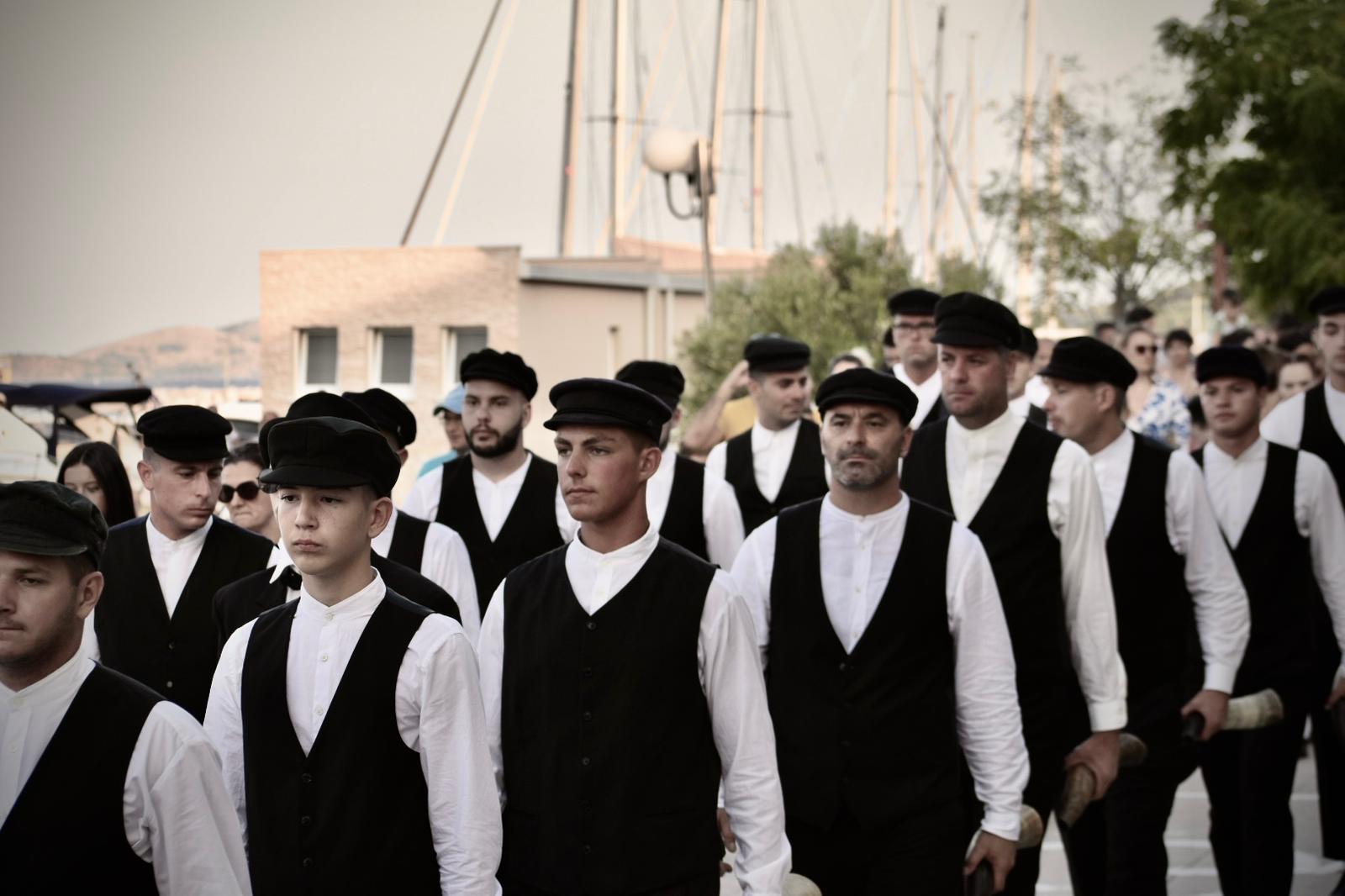 Tovareća Mužika Sali Tovareća Mužika Sali