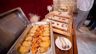 Restoran Pet bunara – “Šinjorina Dunja” (foto:Saša Čuka) Restoran Pet bunara – “Šinjorina Dunja” (foto:Saša Čuka)