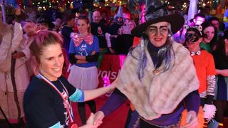 Virske maškare 2017: Karnevalske igre i koncert grupe Vista Virske maškare 2017: Karnevalske igre i koncert grupe Vista