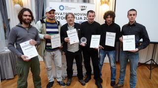 Zagreb, 250313.
Hrvatsko novinarsko drustvo, Perkovceva 2.
U Novinarskom domu odrzana je svecana dodjela nagrada za najbolje hrvatske novinske fotografije.
Zbor fotoreportera Hrvatske izbor najboljih novinskih fotografija organizira vec desetu godinu za r