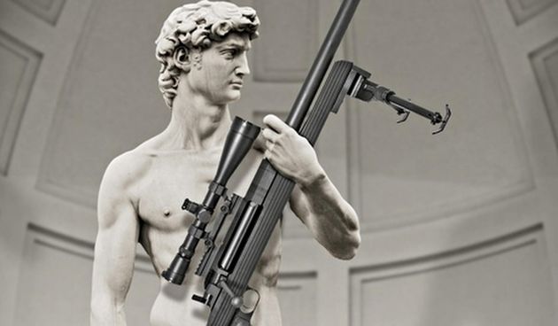 Sporna reklama Michelangelova Davida s puškom
