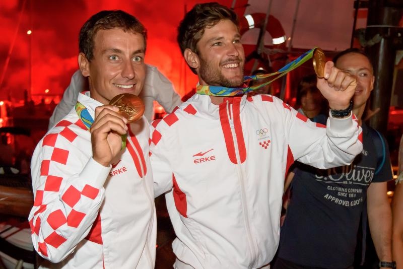 Veličanstveni doček zadarskih zlatnih olimpijaca Šime Fantele i Igora Marenića na zadarskoj rivi uz Morske orgulje i Pozdrav suncu. Photo: Dino Stanin/PIXSELL Veličanstveni doček zadarskih zlatnih olimpijaca Šime Fantele i Igora Marenića na zadarskoj rivi uz Morske orgulje i Pozdrav suncu. Photo: Dino Stanin/PIXSELL