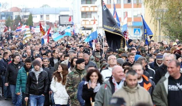 Vukovar – Dan sjecanja na zrtvu Vukovara 1991. – 2014. pod sloganom Vukovar – mjesto posebnog pijeteta. 23. je obljetnica stradavanja i zrtve Vukovara u Domovinskom ratu. Sudionici Kolone sjecanja prolaze ulicama grada do Memorijalnog groblja zrtava iz Do