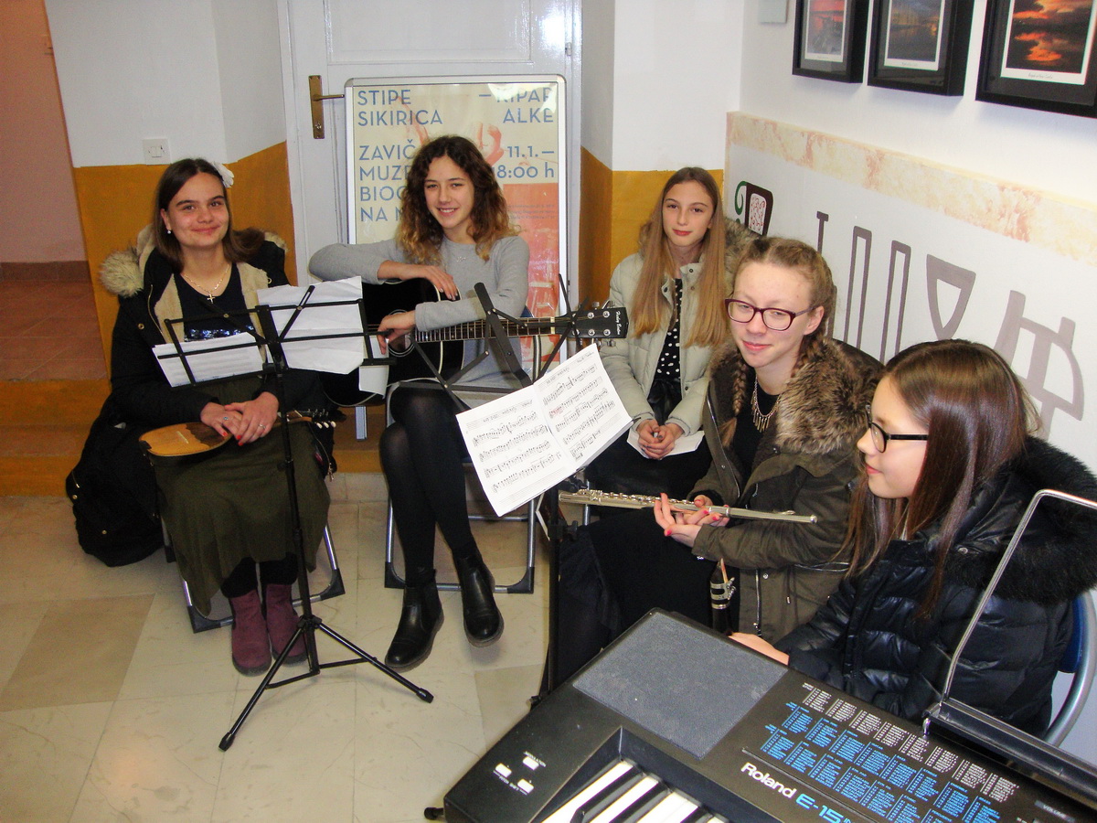 Svečano otvorenje izložbe “Alka” Stipe Sikirice u Zavičajnom muzeju Biograd na Moru