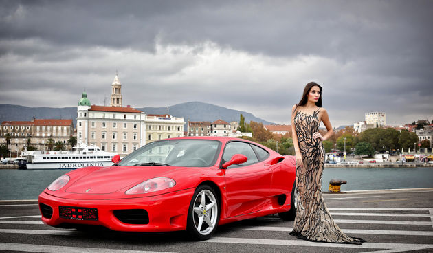 Kombinacija snova Brzina & Ljepota (Lijepe žene jure Splitskom rivom)