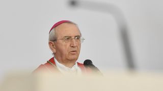 Zadarski nadbiskup Puljić predvodio svetu misu u Kistanjama povodom obilježavanja obljetnice proglašenja blaženim Serafina Kodića Zadarski nadbiskup Puljić predvodio svetu misu u Kistanjama povodom obilježavanja obljetnice proglašenja blaženim Serafina Kodića