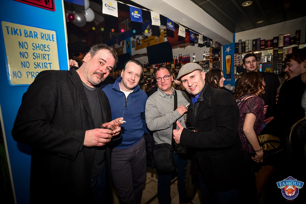 U Famous beach and grill baru Rockatansky bend proslavio je 20 godina djelovanja U Famous beach and grill baru Rockatansky bend proslavio je 20 godina djelovanja