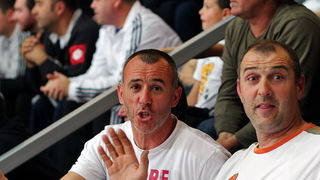 Najbolji navijači na svitu na utakmici Zadar-Cibona, Foto: Mia Čop Najbolji navijači na svitu na utakmici Zadar-Cibona, Foto: Mia Čop