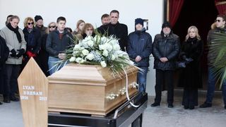 Posljednji ispraćaj velikog hrvatskog književnika Ive Brešana na šibenskom groblju Kvanj