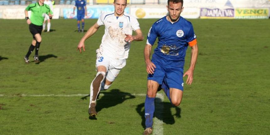 Zadar – MAXtv 1. HNL, 21. kolo, NK Zadar – NK Osijek. Ivan Simurina i Nikola Mandic. Photo: Dino Stanin/PIXSELL Zadar – MAXtv 1. HNL, 21. kolo, NK Zadar – NK Osijek. Ivan Simurina i Nikola Mandic. Photo: Dino Stanin/PIXSELL