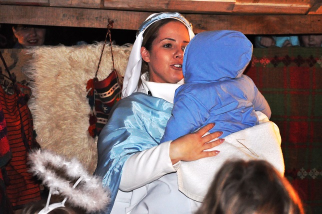 Žive jaslice u Diklu Žive jaslice u Diklu