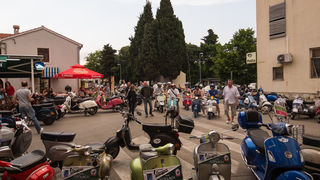 Vespaši zauzeli Biograd, foto: Vinko Pešić