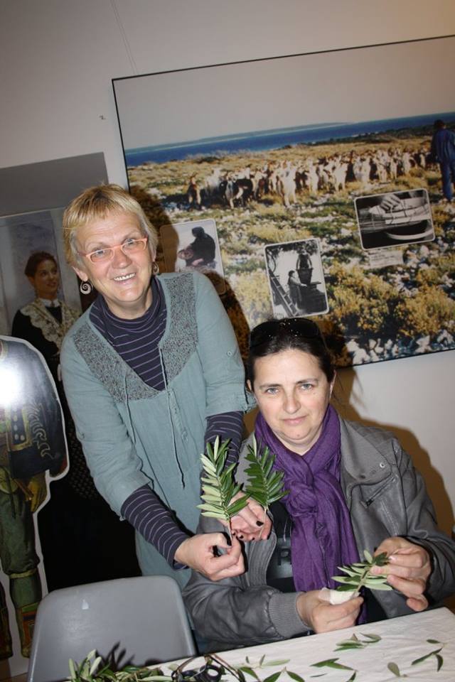 Radionica pletenja maslininih grančica, foto: NMZ arhiva Radionica pletenja maslininih grančica, foto: NMZ arhiva