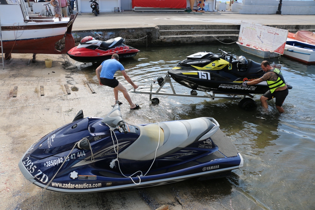 Alpe Adria Jet Ski Tour na Viru Alpe Adria Jet Ski Tour na Viru