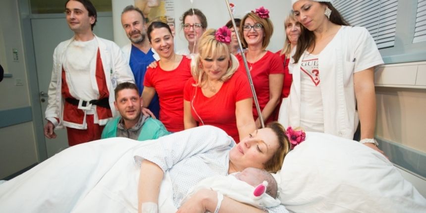 U Kbc-u Rijeka prva beba u Novoj 2016. godini rodena je u ponoc i petnaest sekundi. Photo: Nel Pavletic/PIXSELL U Kbc-u Rijeka prva beba u Novoj 2016. godini rodena je u ponoc i petnaest sekundi. Photo: Nel Pavletic/PIXSELL