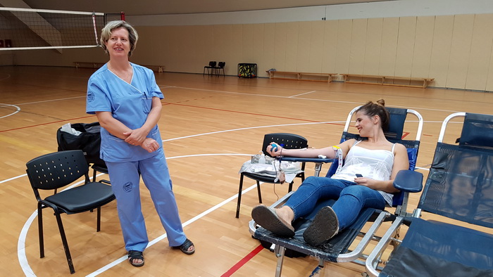 U organizaciji sekcije HZSN Zadar u dvorani 1 SC Višnjik održana je akcija dobrovoljnog darivanja krvi na kojoj je prikupljeno 25 doza tekućine koja život znači. Foto: Mladen Malik