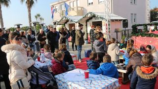 Sveti Nikola posjetio Vir i uvjerio se: nema zločeste djece Sveti Nikola posjetio Vir i uvjerio se: nema zločeste djece